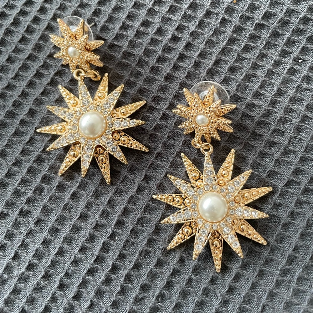 STAR EARRINGS